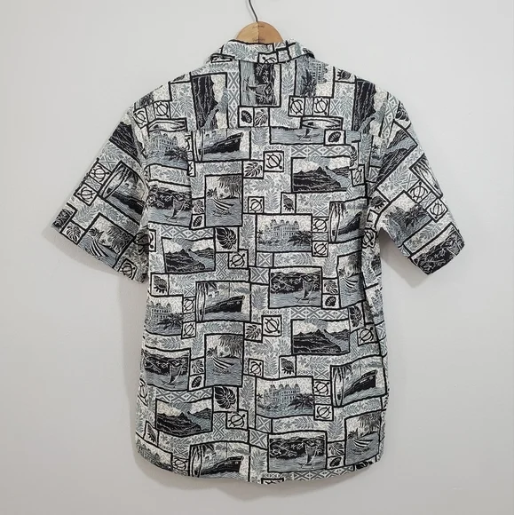 Vintage Hawaiian Togs Tropical Print Button Down Shirt - Picture 2 of 3